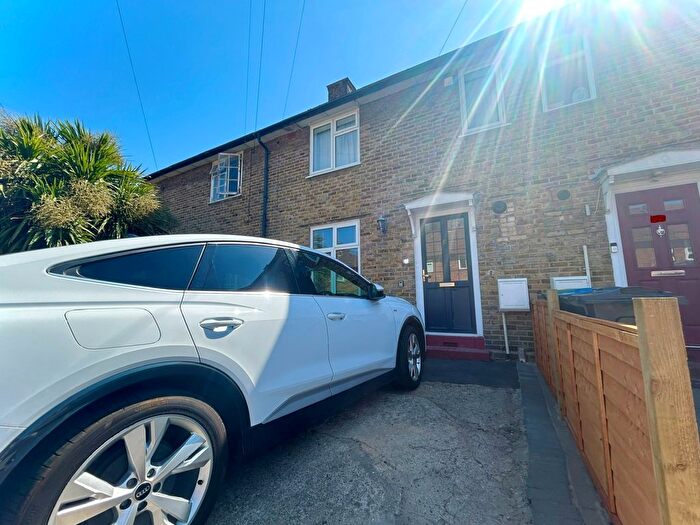 2 Bedroom Terraced House To Rent In Blanchland Road, SM4