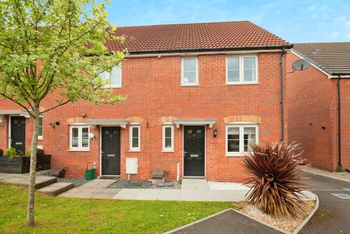 3 Bedroom End Of Terrace House To Rent In Gwern Close, Culverhouse Cross, CF5