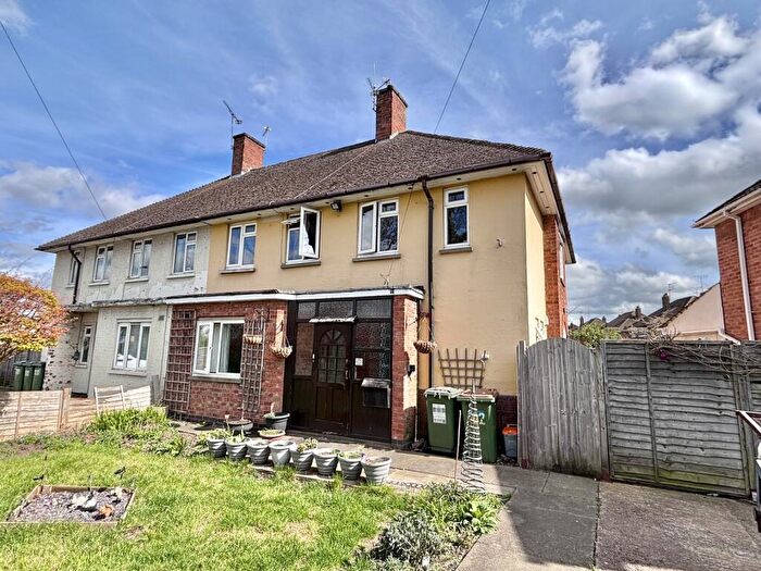 4 Bedroom Semi Detached House For Sale In Lutterworth Road, Blaby, Leicester, Leicestershire., LE8