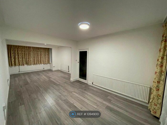 3 Bedroom Semi-Detached House To Rent In Castleton Avenue, Wembley, HA9