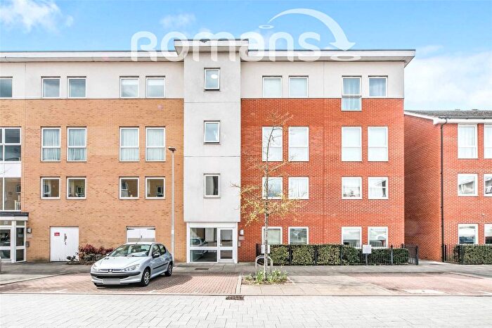 2 Bedroom Flat For Sale In Lundy House, Drake Way, Reading, RG2