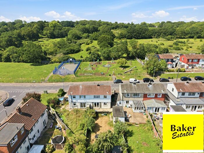 3 Bedroom Semi-Detached House For Sale In Brocket Way, Chigwell, IG7