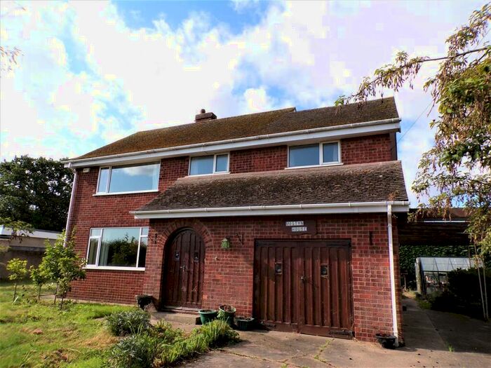 4 Bedroom Detached House For Sale In Campions Lane, North Thoresby, Grimsby, DN36