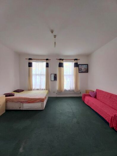 1 Bedroom Flat To Rent In Uppingham Road, Leicester, LE5