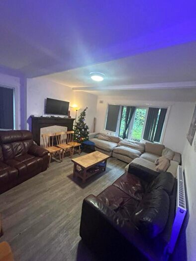 9 Bedroom House To Rent In Rolleston Drive, Nottingham, NG7