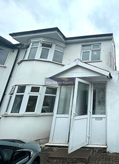 5 Bedroom Property To Rent In Greenford Road, Greenford, Greater London, UB6