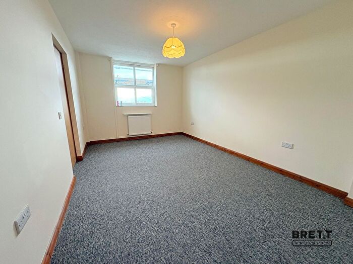 1 Bedroom Flat To Rent In Elizabeth Venmore Court, Yorke Street, Milford Haven, Pembrokeshire., SA73