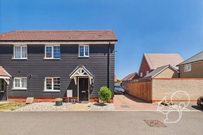 2 Bedroom Semi-Detached House For Sale In Dudley Road, Colchester, CO4