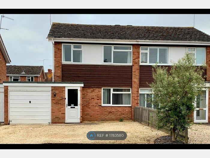 3 Bedroom Semi-Detached House To Rent In Wessons Road, Bidford-On-Avon, Alcester, B50