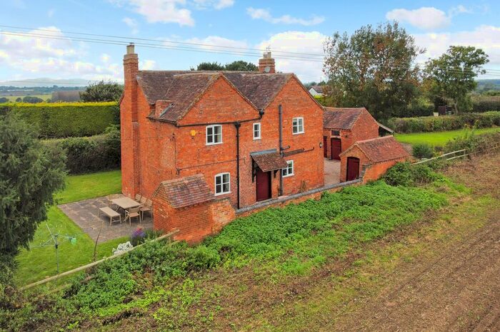 3 Bedroom Detached House For Sale In Egdon, Nr White Ladies Aston, WR7