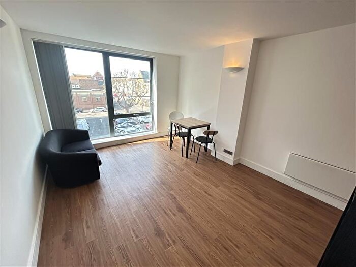 Studio To Rent In Burgate Apartments, Canterbury Ref -, CT1