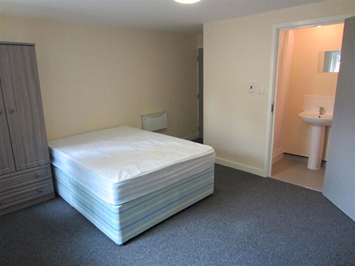 1 Bedroom Private Hall To Rent In The Hub Hampshire Terrace Portsmouth Hants, PO1