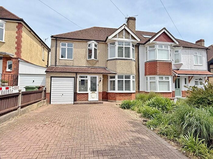 4 Bedroom Semi-Detached House For Sale In Merthyr Avenue, Drayton, Portsmouth, PO6
