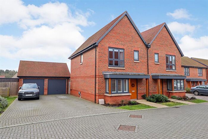 3 Bedroom Semi-Detached House For Sale In Thorn Way, Pease Pottage, Crawley, RH11