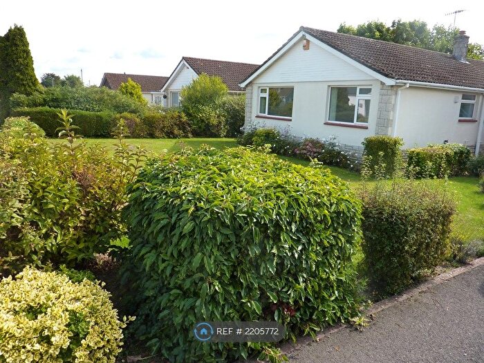 2 Bedroom Bungalow To Rent In Foxcroft Drive, Wimborne, BH21