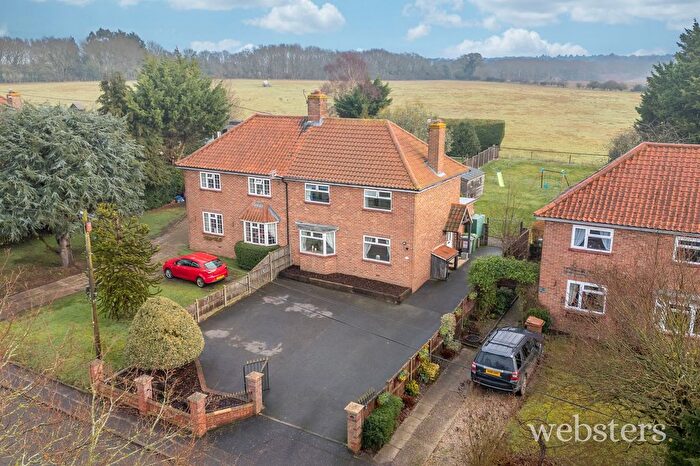 3 Bedroom Semi Detached House For Sale In Station Road, Attlebridge, NR9