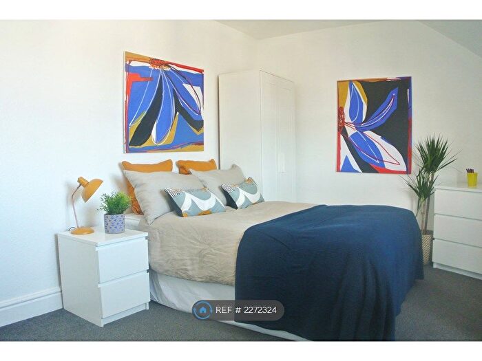 7 Bedroom Terraced House To Rent In College Road, Bangor, LL57