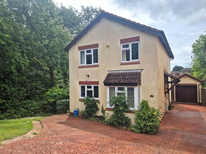 4 Bedroom Detached House For Sale In Gloucester Road, EX8
