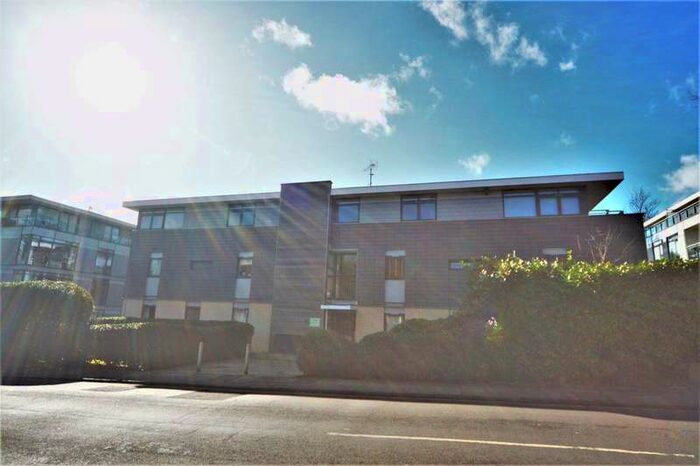 2 Bedroom Apartment To Rent In Brunel Court, Manor Road, St Albans, AL1