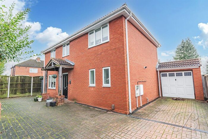 3 Bedroom Detached House For Sale In Abbey Road, Mansfield, NG18