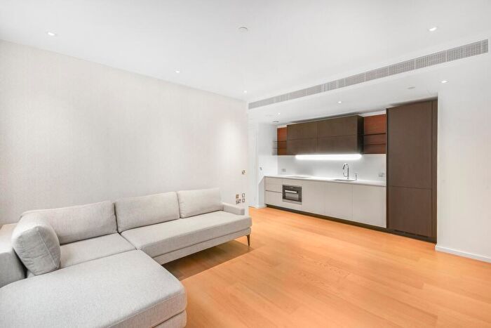 2 Bedroom Apartment To Rent In Long Street London, E2