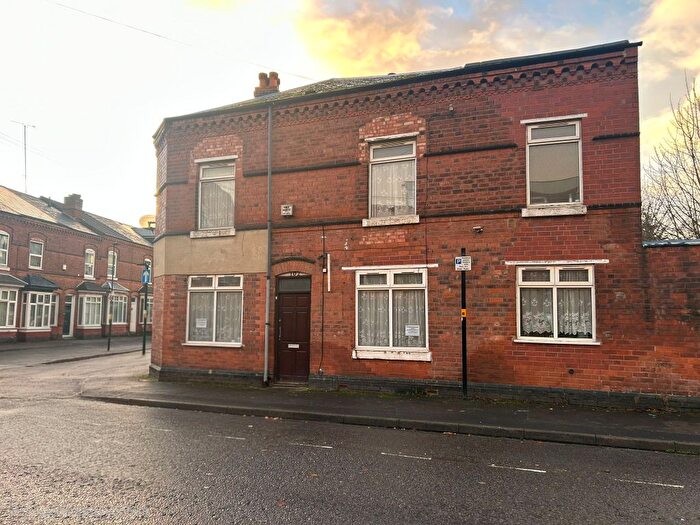 2 Bedroom Terraced House To Rent In Dale Road, Birmingham, B29