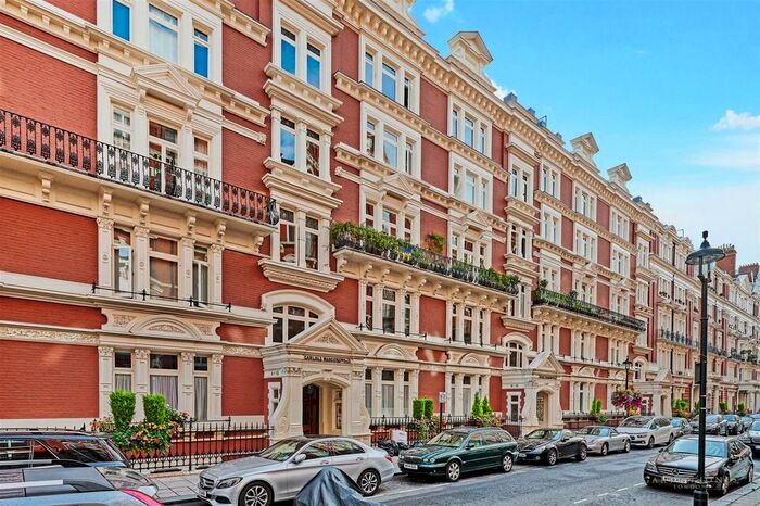 3 Bedroom Flat To Rent In Carlisle Mansions, Carlisle Place, Westminster, London, SW1P