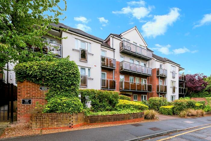 2 Bedroom Flat To Rent In Eaton Road, Sutton, SM2