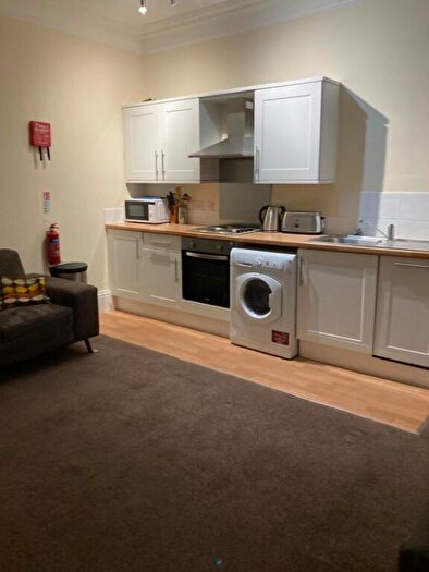 2 Bedroom Flat To Rent In Forest Park Road, West End, Dundee, DD1