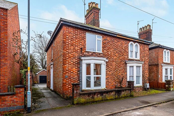 2 Bedroom Semi Detached House For Sale In Henrietta Street, Spalding, PE11