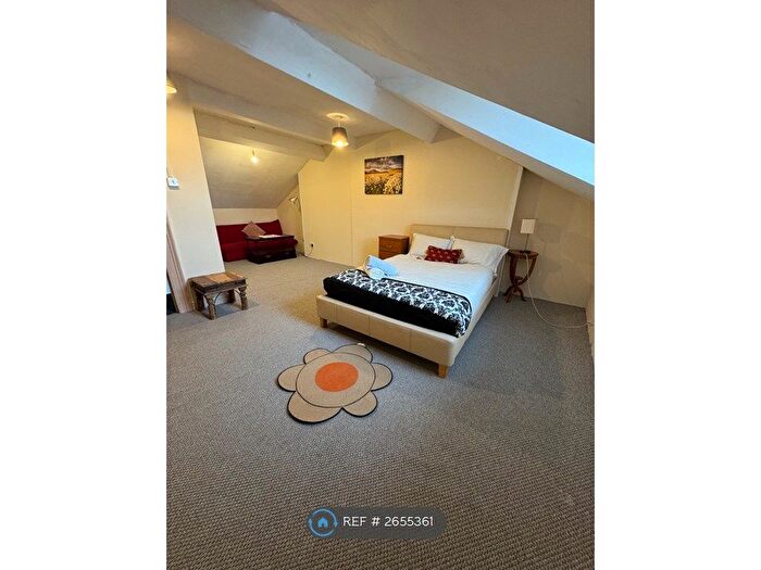 4 Bedroom Terraced House To Rent In Castlereagh Street, Belfast, BT5