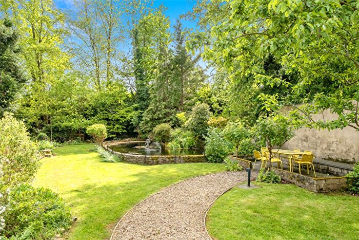 3 Bedroom Flat For Sale In North Road, Combe Down, Bath, Somerset, BA2