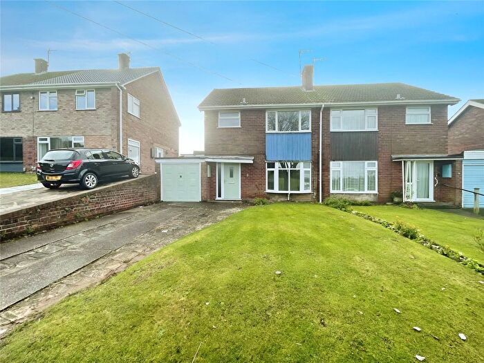 3 Bedroom Semi-Detached House To Rent In Sandy Lane, Bushbury, Wolverhampton, West Midlands, WV10