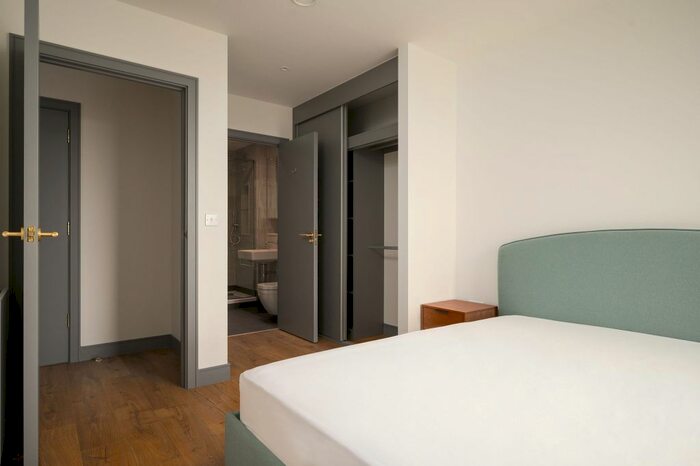 2 Bedroom Flat To Rent In The Gessner, Watermead Way, Tottenham Hale, N17