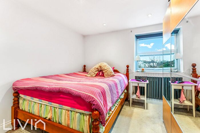 1 Bedroom Property To Rent In Lamberts Place, Croydon, Greater London, CR0