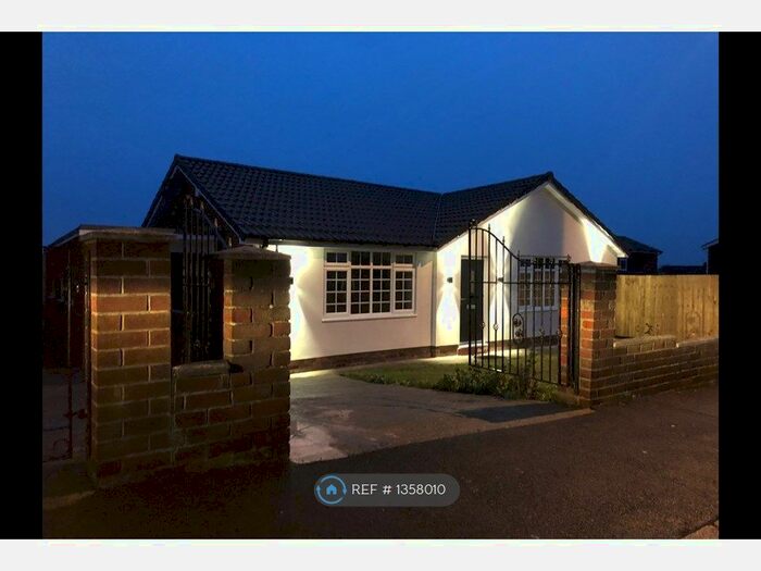 2 Bedroom Bungalow To Rent In Hanover Drive, Blaydon-On-Tyne, NE21