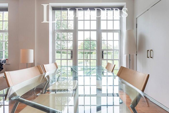 2 Bedroom Apartment To Rent In Lesbourne Road, Reigate, (.), RH2