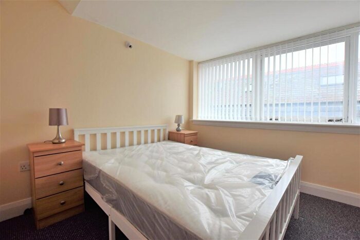 2 Bedroom Apartment To Rent In Crosshall Street, Liverpool, L1