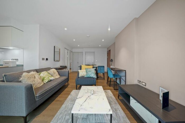 2 Bedroom Apartment To Rent In Raglan House, SE17