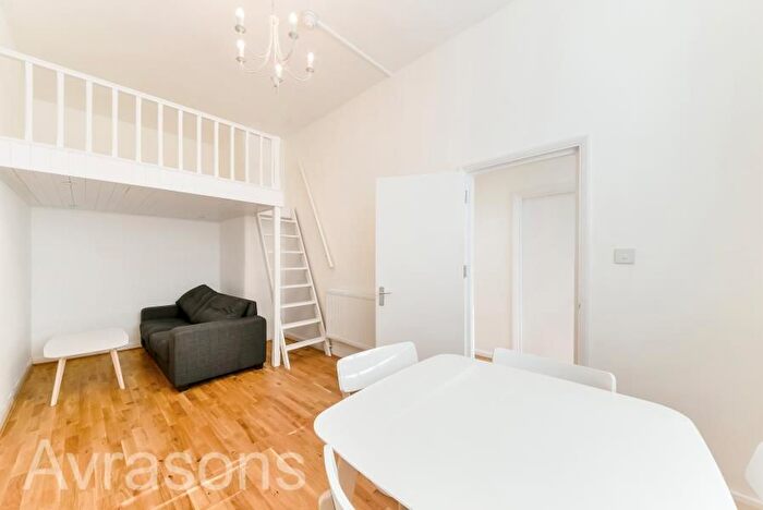 1 Bedroom Flat To Rent In Lexham Gardens, London, W8