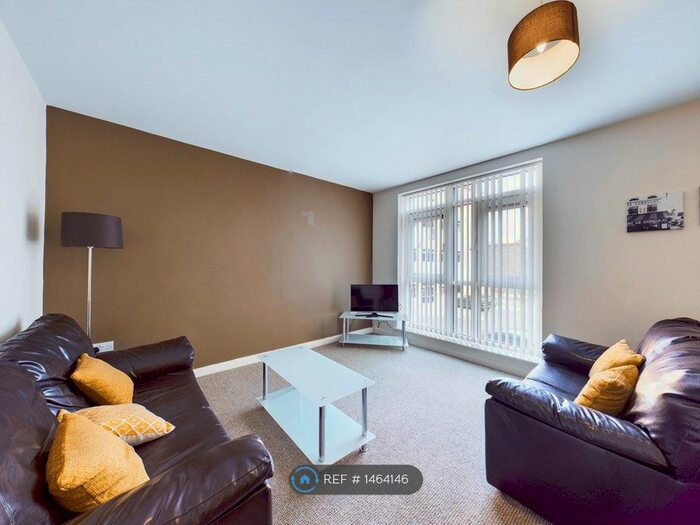 2 Bedroom Flat To Rent In Trinity Wharf, Hull, HU1
