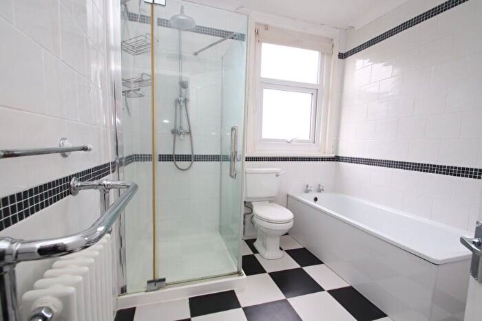 2 Bedroom Terraced House For Sale In Bath Road, Portsmouth, Hampshire, PO4