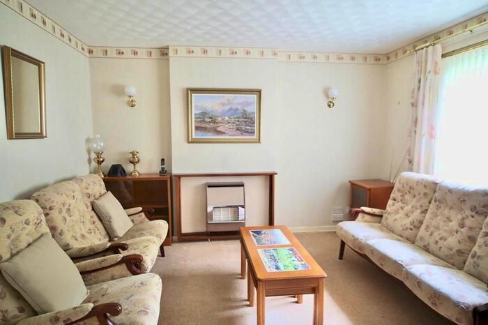 1 Bedroom Flat To Rent In Cairncry Road, Top Floor, AB16