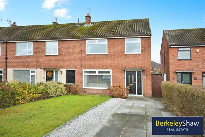 3 Bedroom End Of Terrace House For Sale In Boyer Avenue, Maghull, Sefton, L31