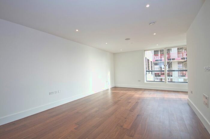 2 Bedroom Flat To Rent In Upper Richmond Road, Putney, London, SW15