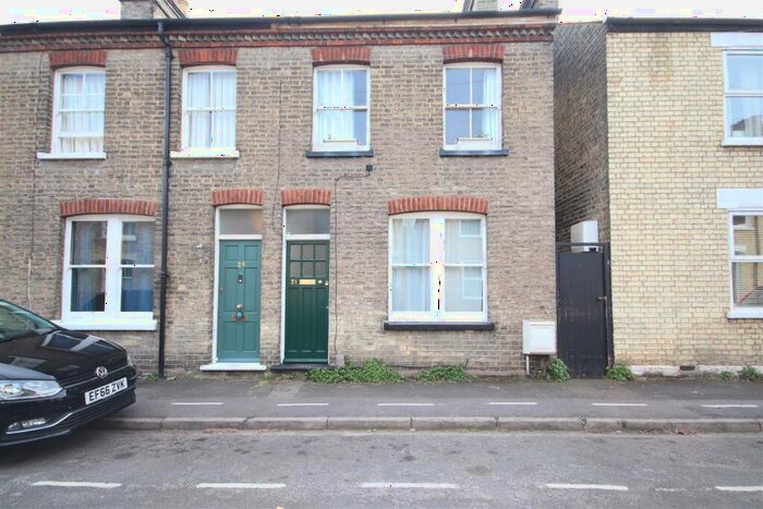 3 Bedroom House To Rent In Hobart Road, Cambridge, CB1