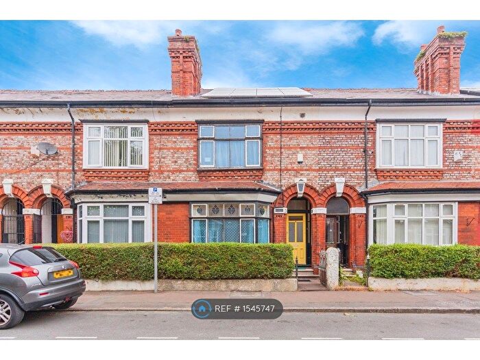 5 Bedroom Terraced House To Rent In Thurlby Street, Manchester, M13