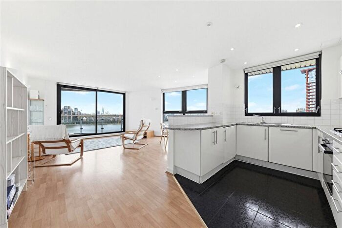 2 Bedroom Apartment To Rent In Ocean Wharf, Westferry Road, Canary Wharf, London, E14