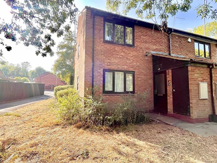 1 Bedroom Maisonette To Rent In Avonbank Close, Walkwood, Redditch, B97