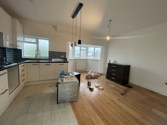 2 Bedroom Flat To Rent In St. Michaels Avenue, Wembley, HA9